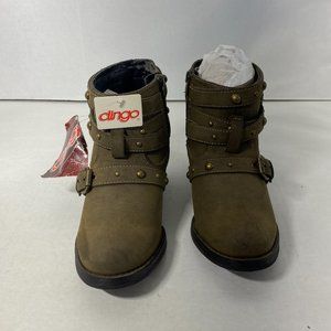Dingo Womens Lad Brown Suede 4 wrap Size 9M